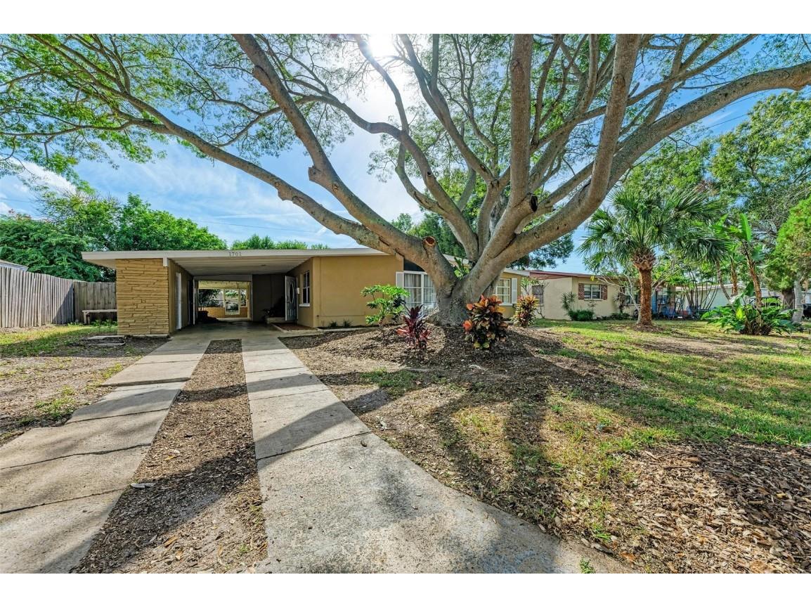 1701 Marilyn Avenue Bradenton FL 34207 A4589249 image1