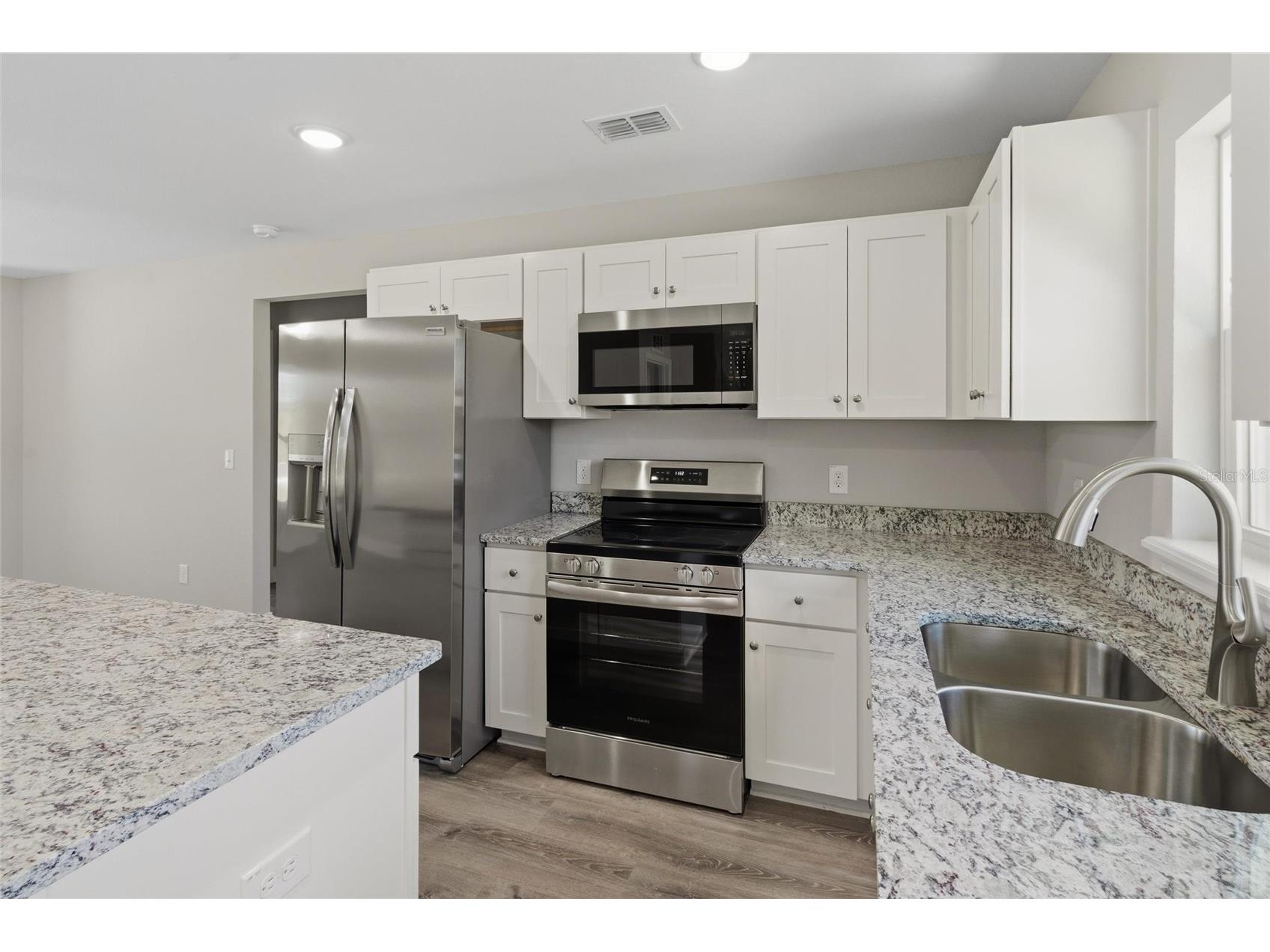 1701 N Lake Pioneer Drive Avon Park FL 33825 O6375549 image3