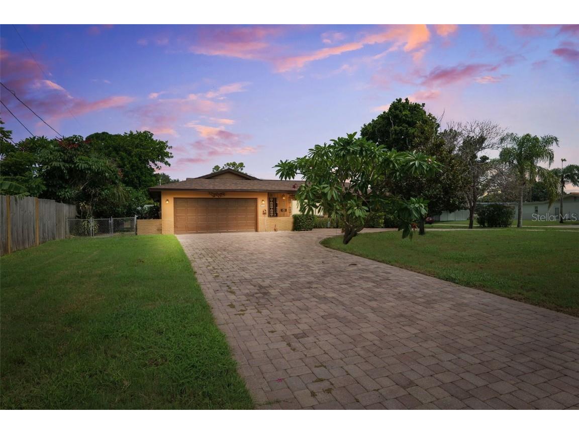 1701 Pinellas Point Drive S Saint Petersburg FL 33712 TB8427003 image1