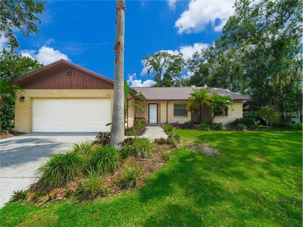 1701 S Golfview Drive Plant City FL 33566 T3454409 image1