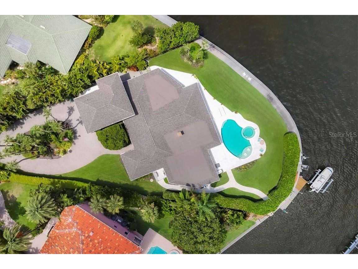 1701 Sandalwood Drive Sarasota FL 34231 A4613231 image1