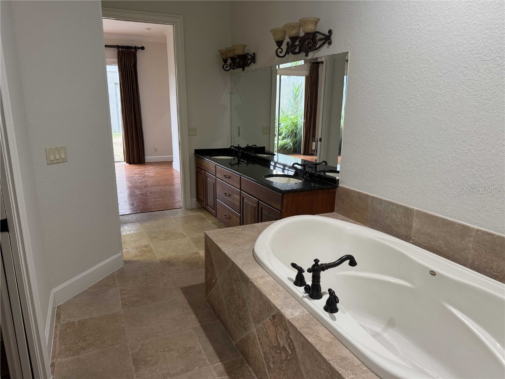 1701 SE 28th Street Ocala FL 34471 OM712523 image24