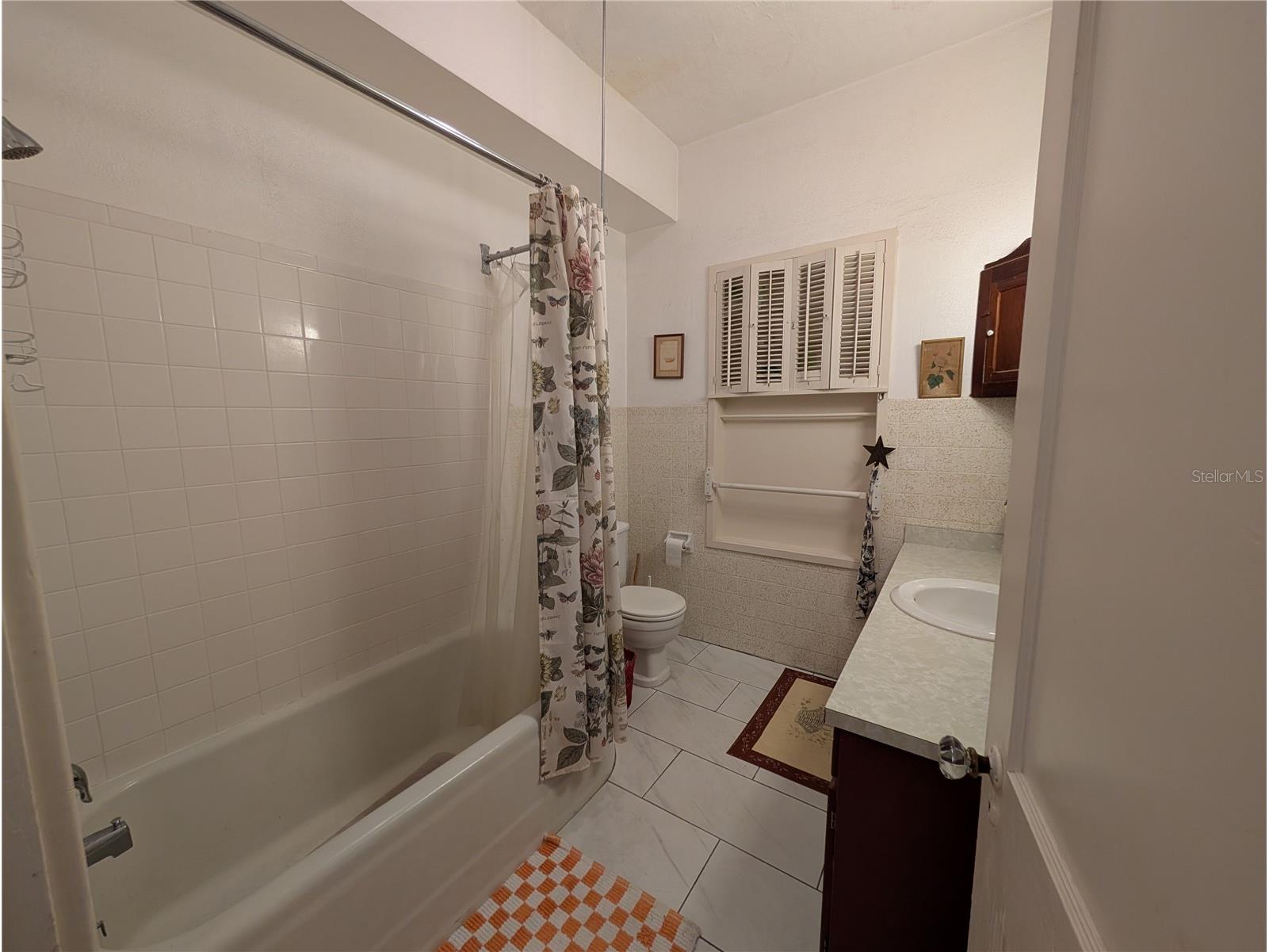 1701 Siesta Drive Sarasota FL 34239 A4690810 image18
