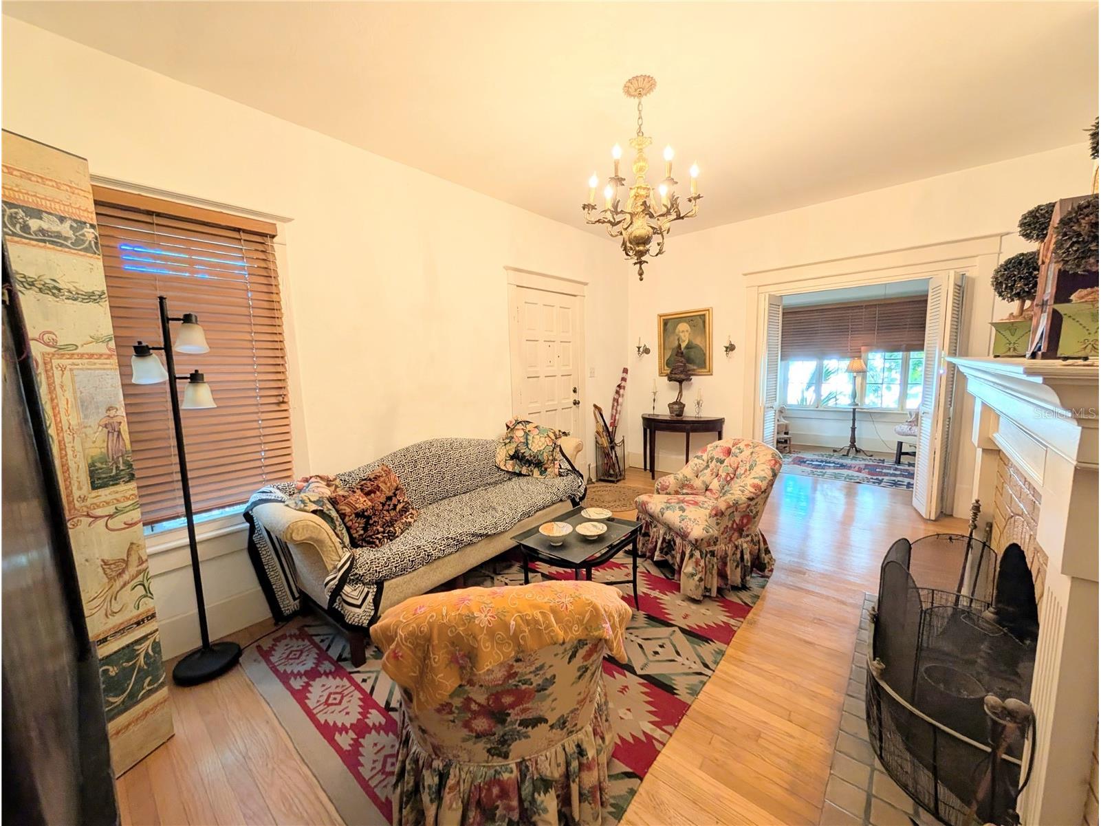 1701 Siesta Drive Sarasota FL 34239 A4690810 image9
