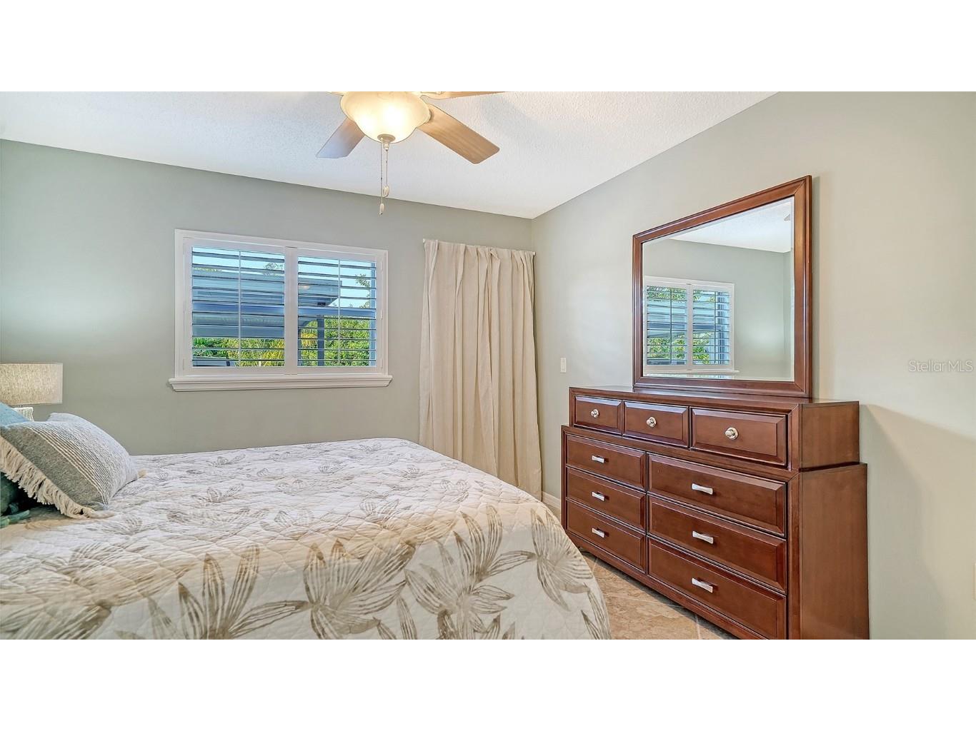 1701 Southwood Street #1701 Sarasota FL 34231 A4671475 image32