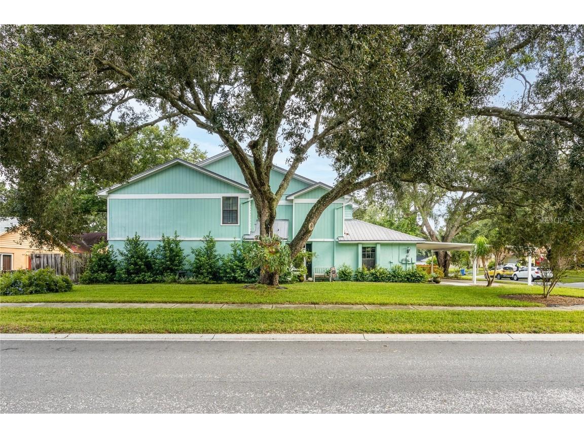 1701 Tallowtree Circle Valrico FL 33594 TB8301443 image1