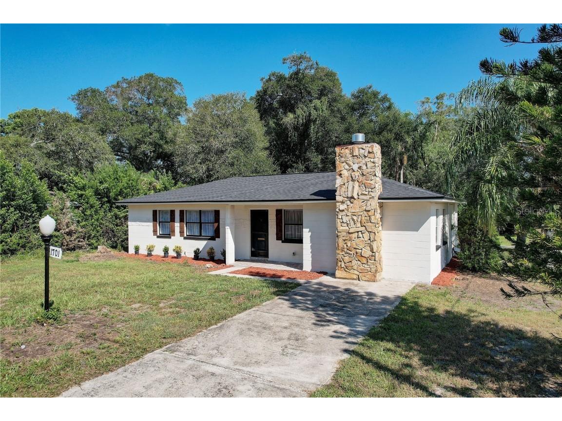 1701 W Followthru Drive Tampa FL 33612 T3473369 image1