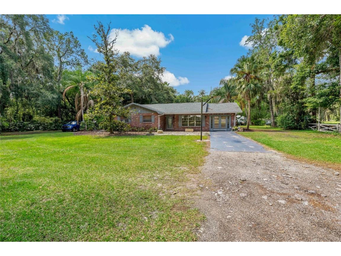 1701 W Knights Griffin Road Plant City FL 33565 T3448638 image1