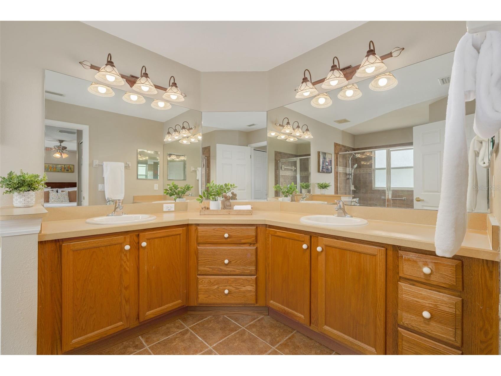 1701 Westerham Loop Trinity FL 34655 TB8506051 image9