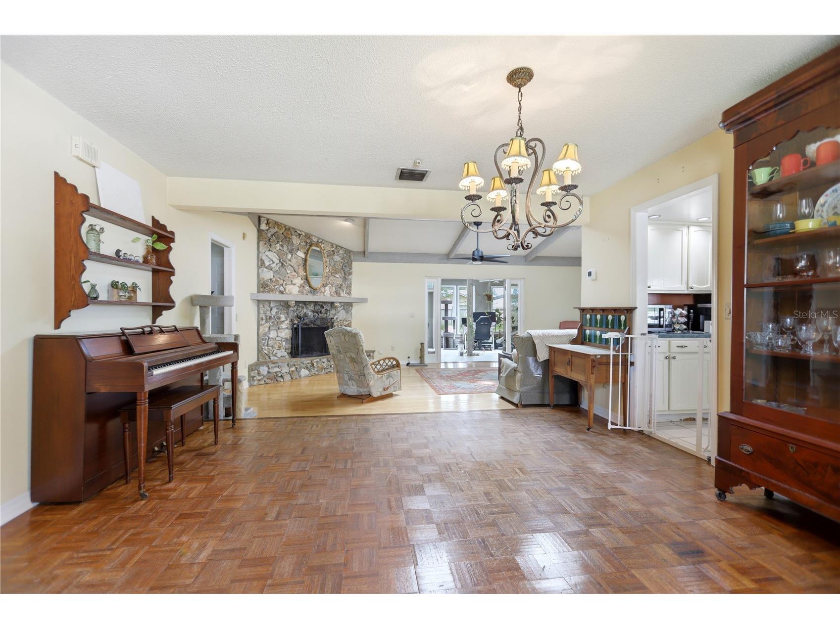 1701 Wind Willow Road Orlando FL 32809 - LAKE CONWAY V4949564 image5