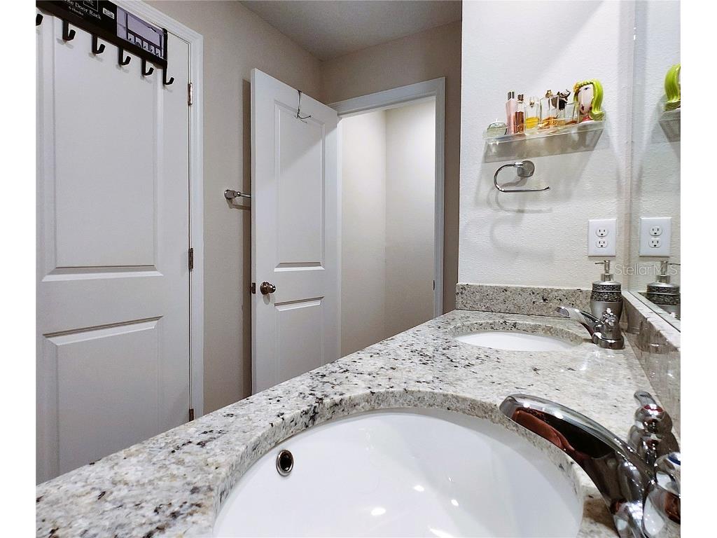 17015 Coral Key Drive Nokomis FL 34275 TB8388202 image34