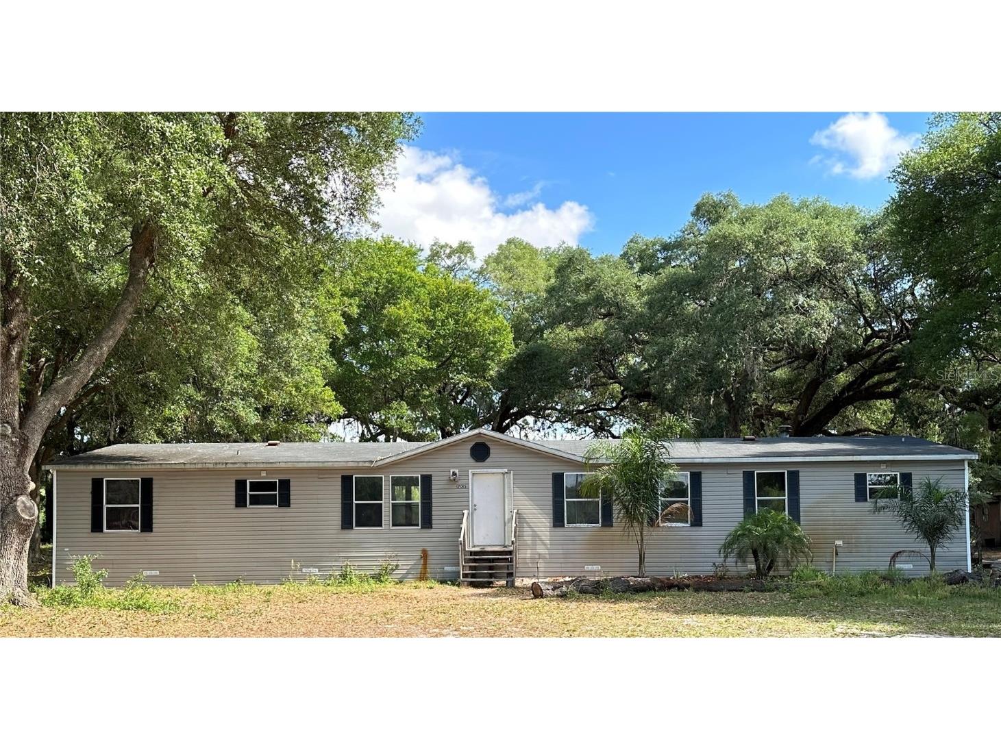 17015 SE 173rd Terrace Road Weirsdale FL 32195 G5067053 image1