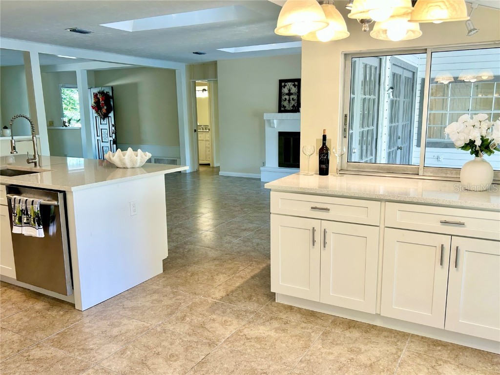 17017 Paula Lane Lutz FL 33558 - LKBARBARA LKHELENLKELLEN+4LK TB8403457 image19