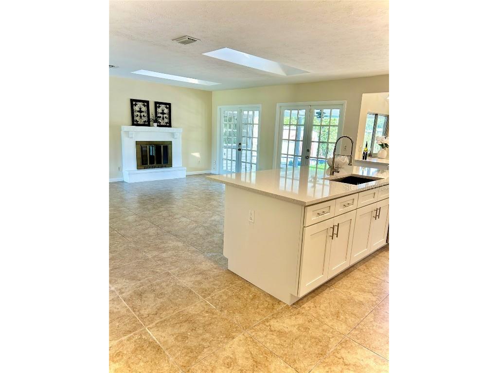 17017 Paula Lane Lutz FL 33558 - LKBARBARA LKHELENLKELLEN+4LK TB8403457 image22