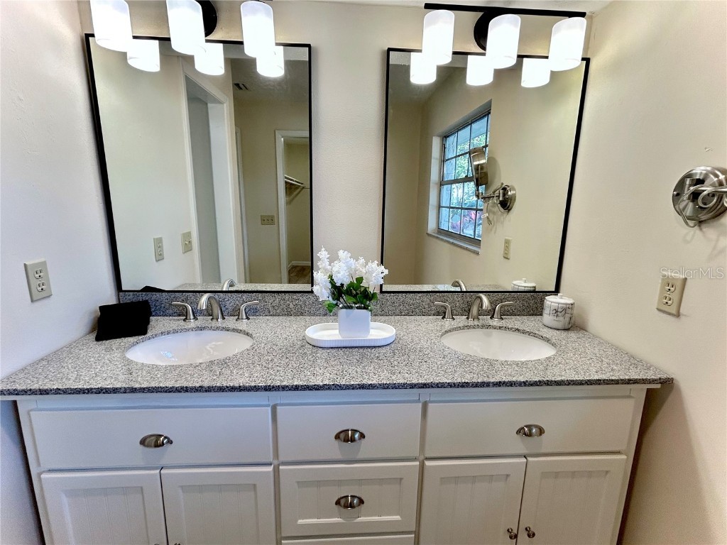 17017 Paula Lane Lutz FL 33558 - LKBARBARA LKHELENLKELLEN+4LK TB8403457 image28