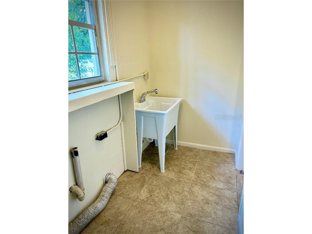 17017 Paula Lane Lutz FL 33558 - LKBARBARA LKHELENLKELLEN+4LK TB8403457 image56