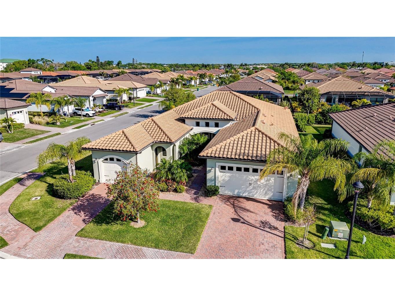 1702 E 5th Street Palmetto FL 34221 A4603620 image1