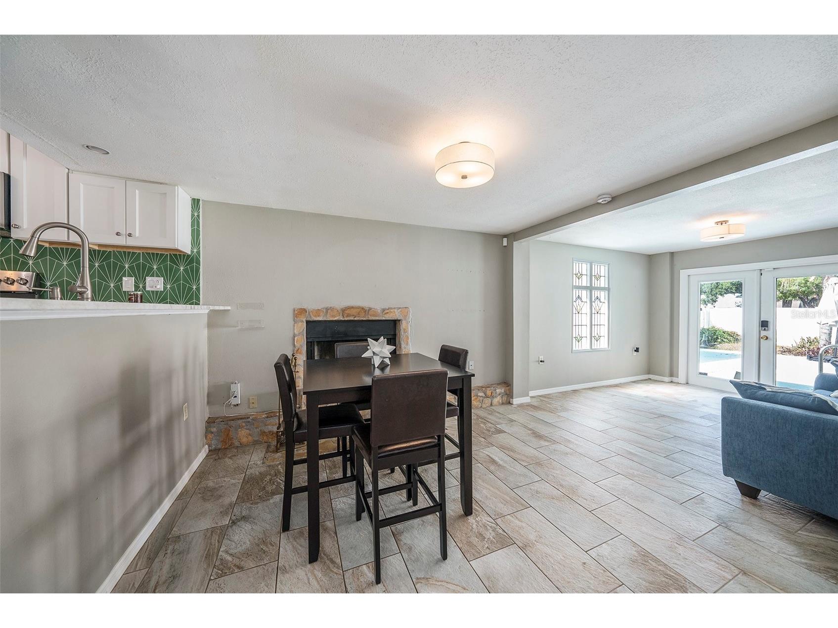 1702 E Knollwood Street Tampa FL 33610 TB8440125 image9