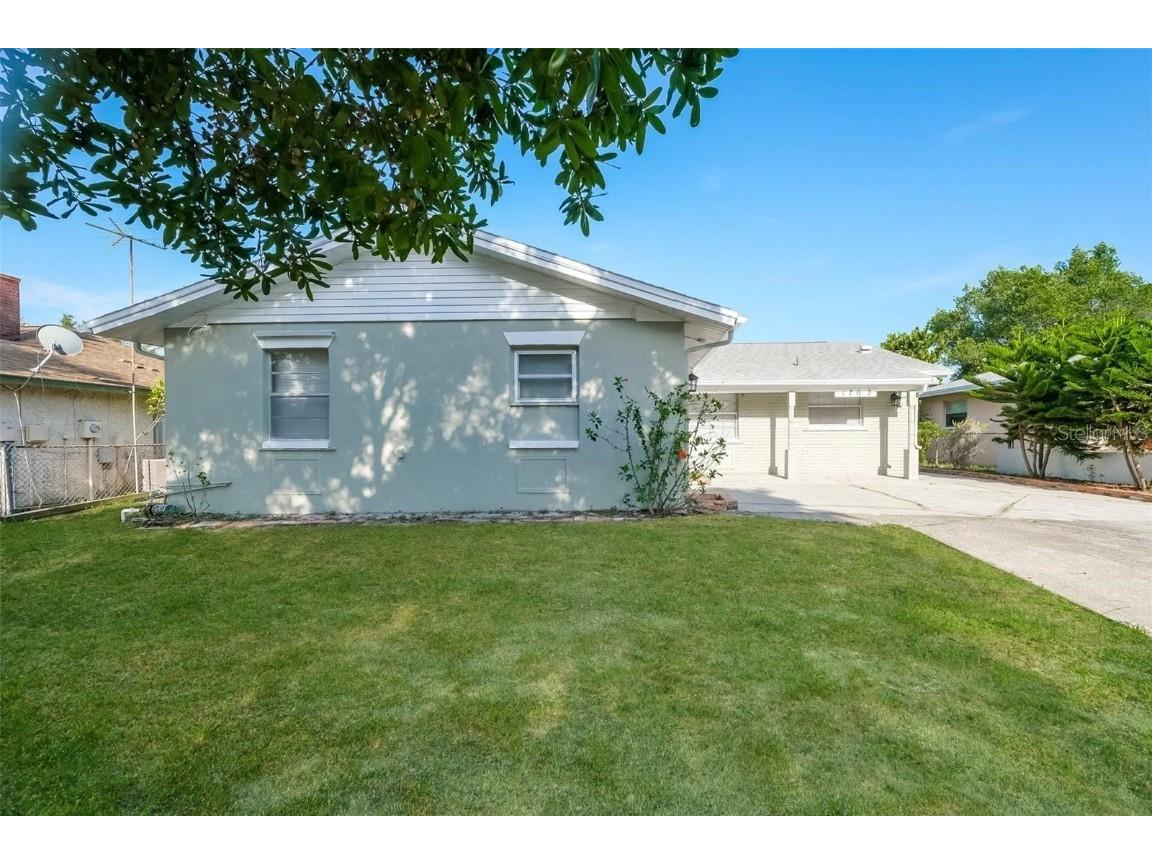 1702 Fox Run Drive Tarpon Springs FL 34689 T3446281 image1