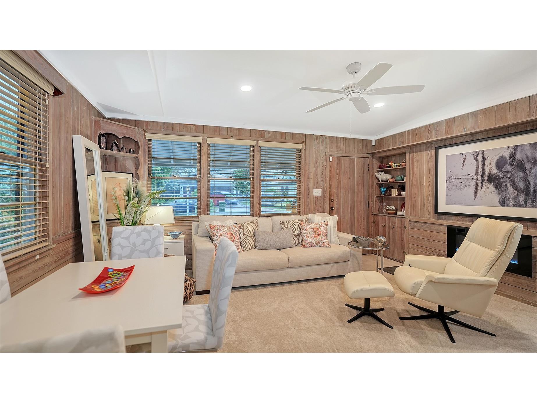 1702 Hillview Street Sarasota FL 34239 A4664314 image19