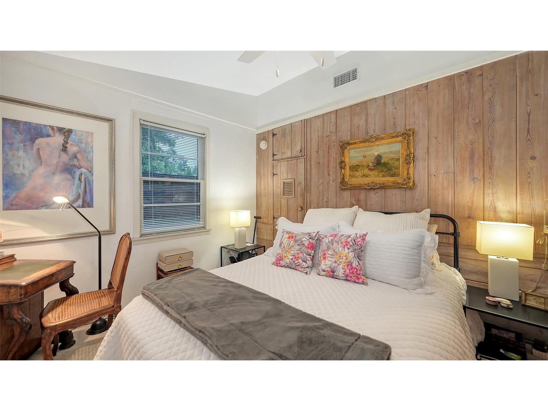 1702 Hillview Street Sarasota FL 34239 A4664314 image31