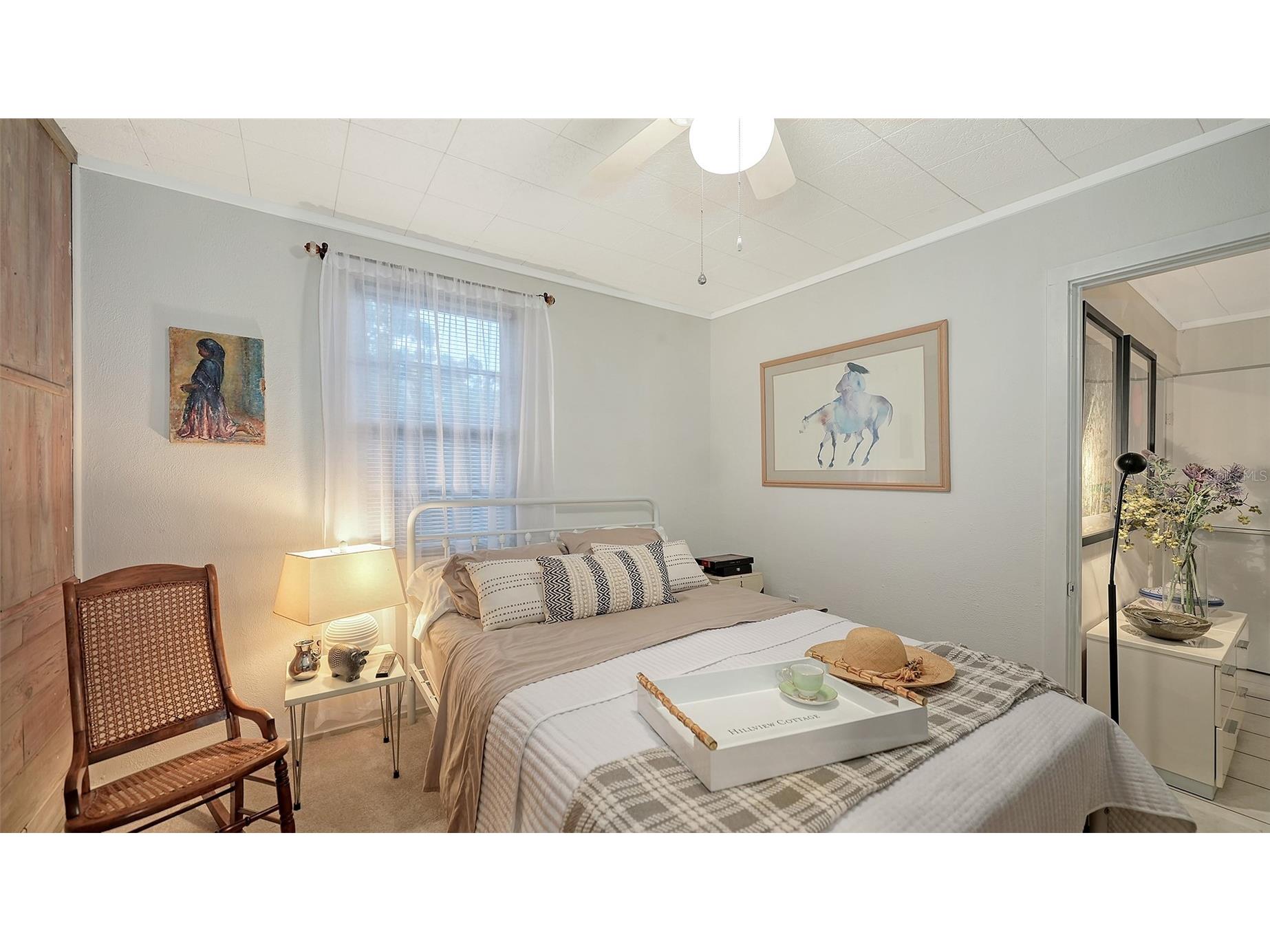 1702 Hillview Street Sarasota FL 34239 A4664314 image35