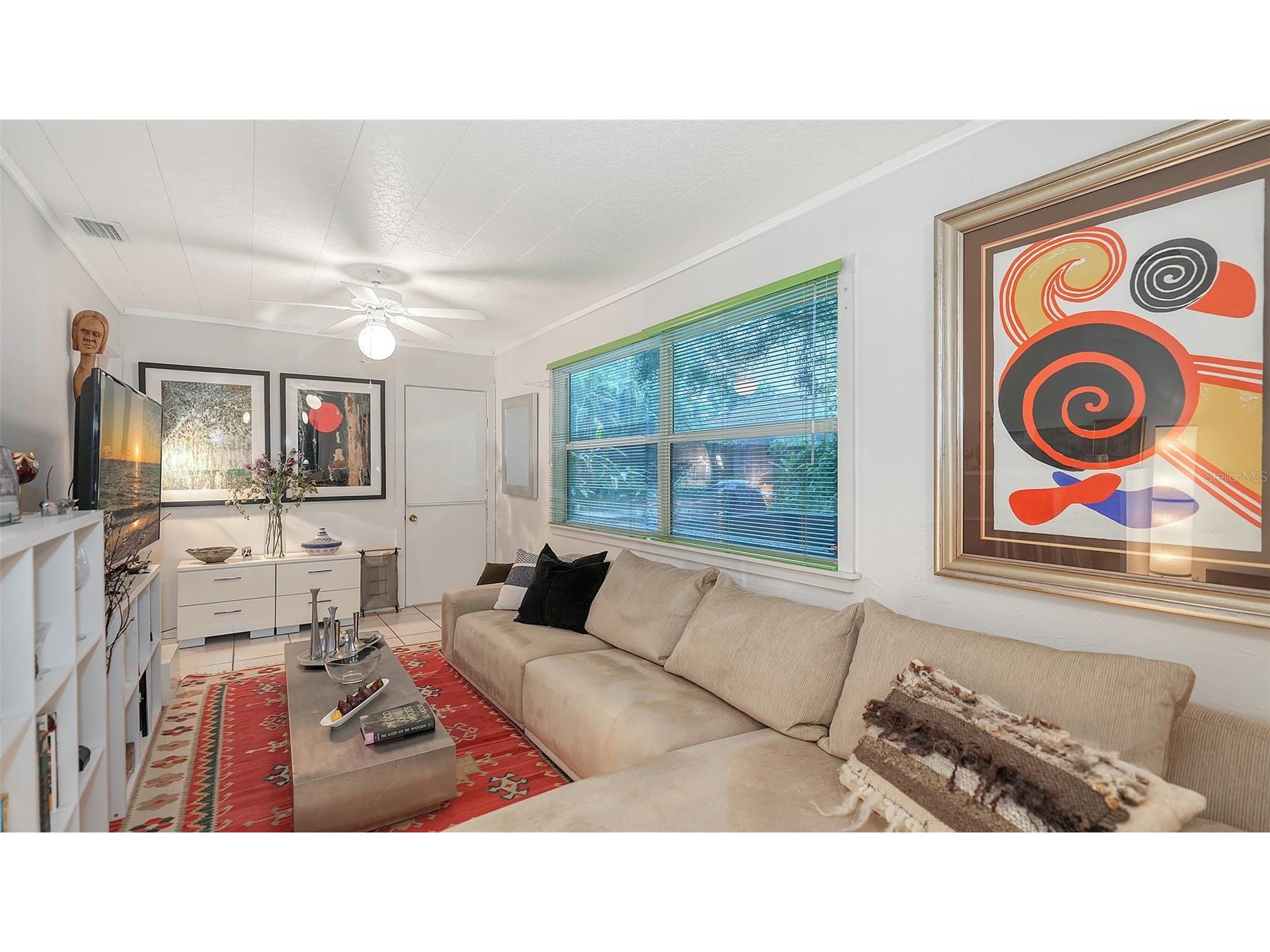 1702 Hillview Street Sarasota FL 34239 A4664314 image9