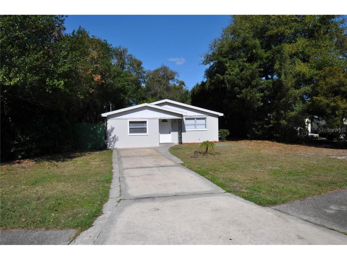 1702 Holly Road Lakeland FL 33801 L4941820 image1