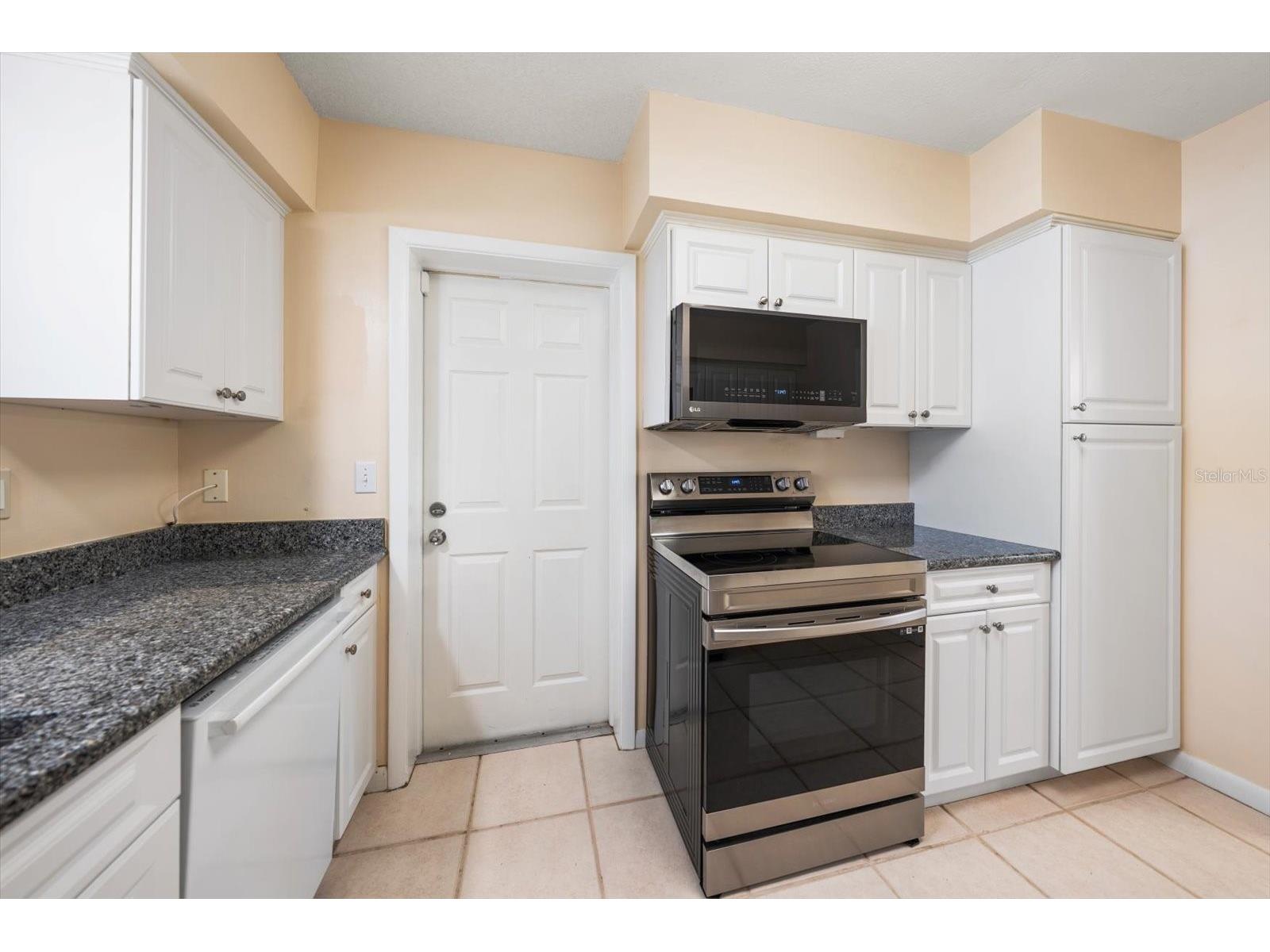 1702 Meredith Lane Belleair FL 33756 TB8502139 image19