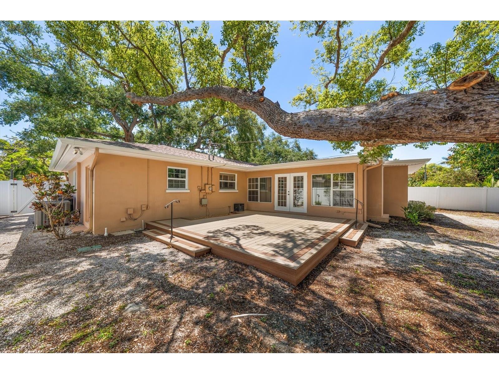 1702 Meredith Lane Belleair FL 33756 TB8502139 image47