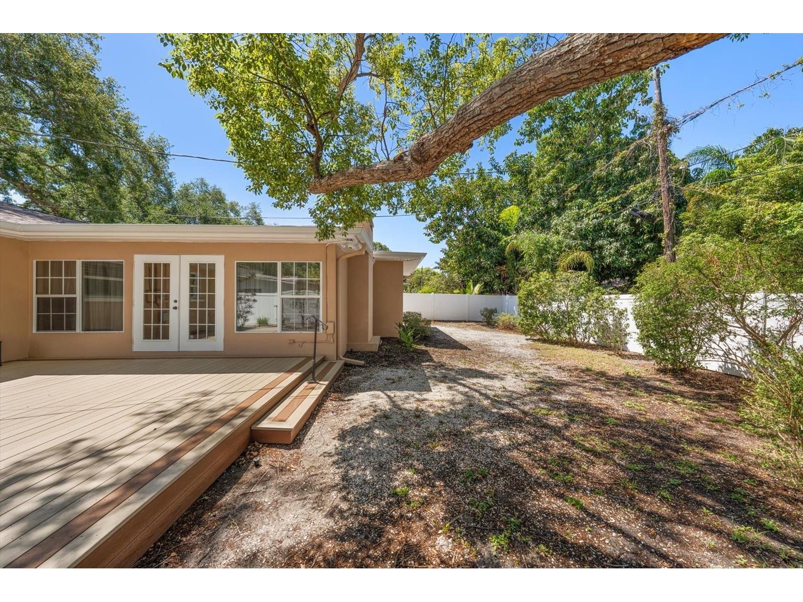 1702 Meredith Lane Belleair FL 33756 TB8502139 image48