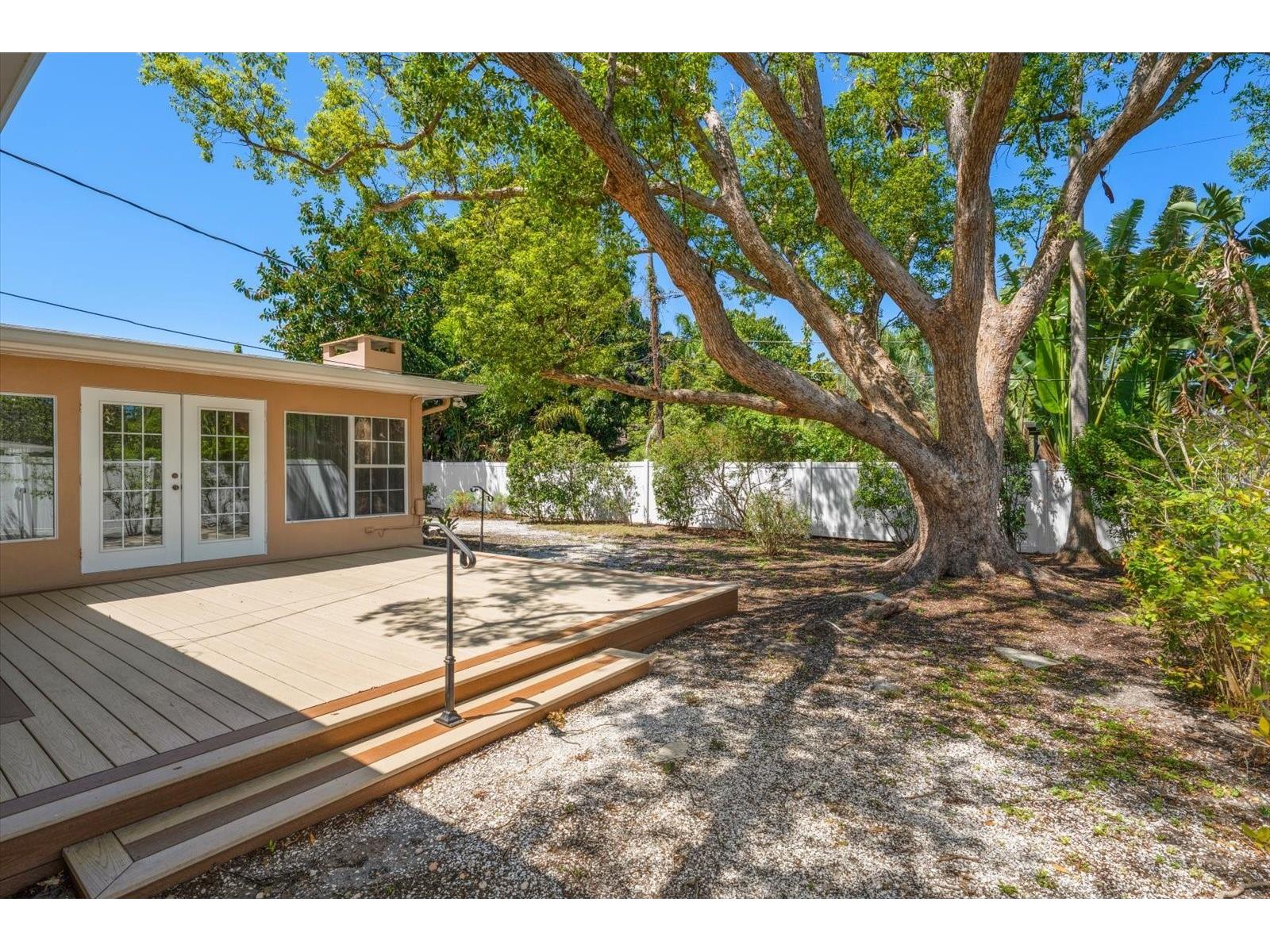1702 Meredith Lane Belleair FL 33756 TB8502139 image52