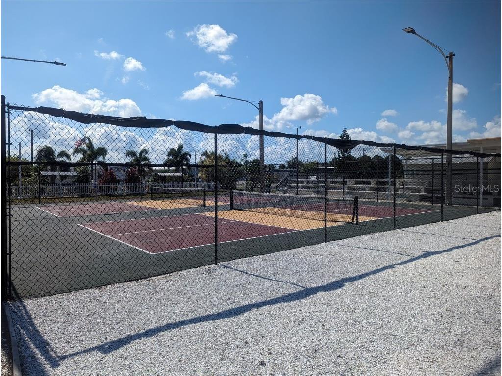 1702 Olympia Fields Street Sarasota FL 34234 A4663958 image11