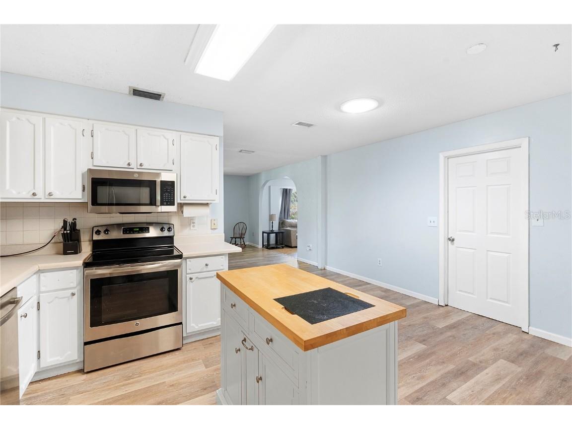 1702 Palmetto Avenue Deland FL 32724 V4943299 image12