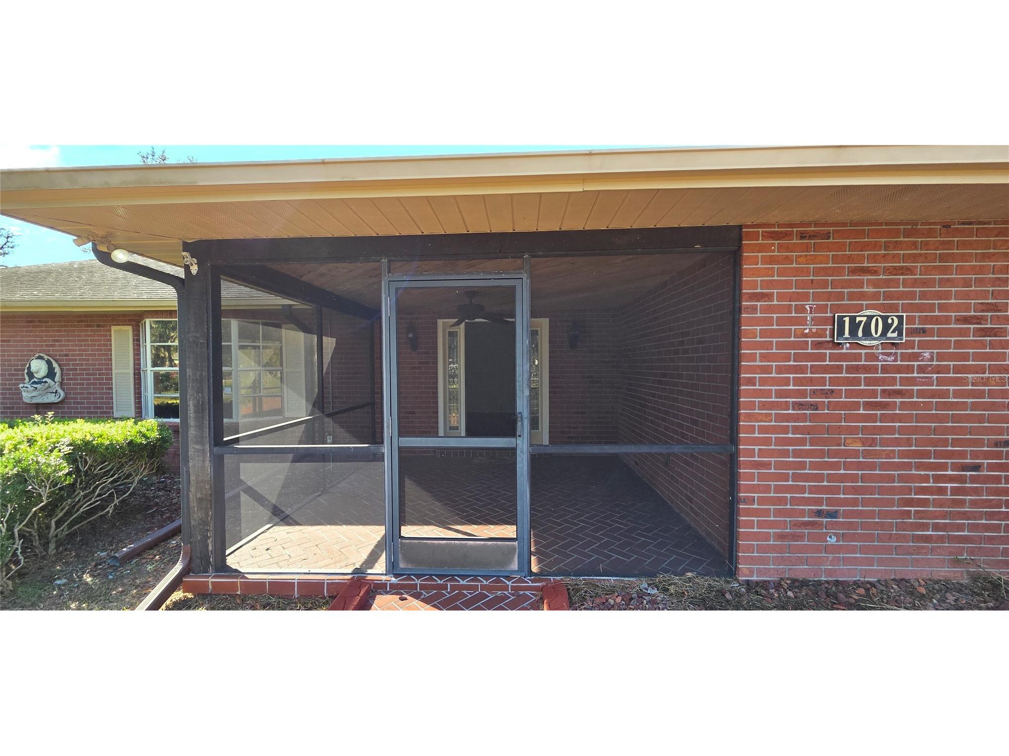 1702 S Miller Road Valrico FL 33594 L4957918 image3