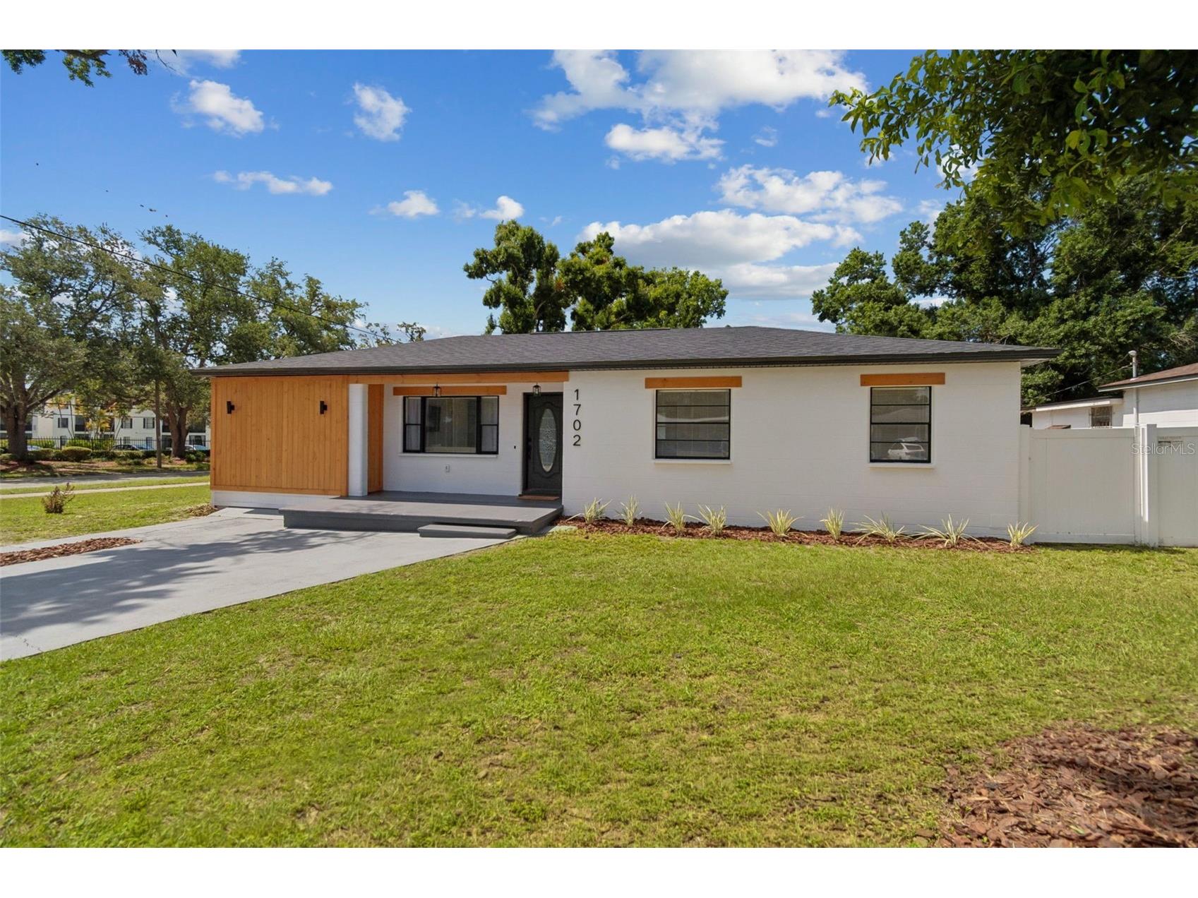 1702 W Johnston Avenue Tampa FL 33603 TB8519029 image10