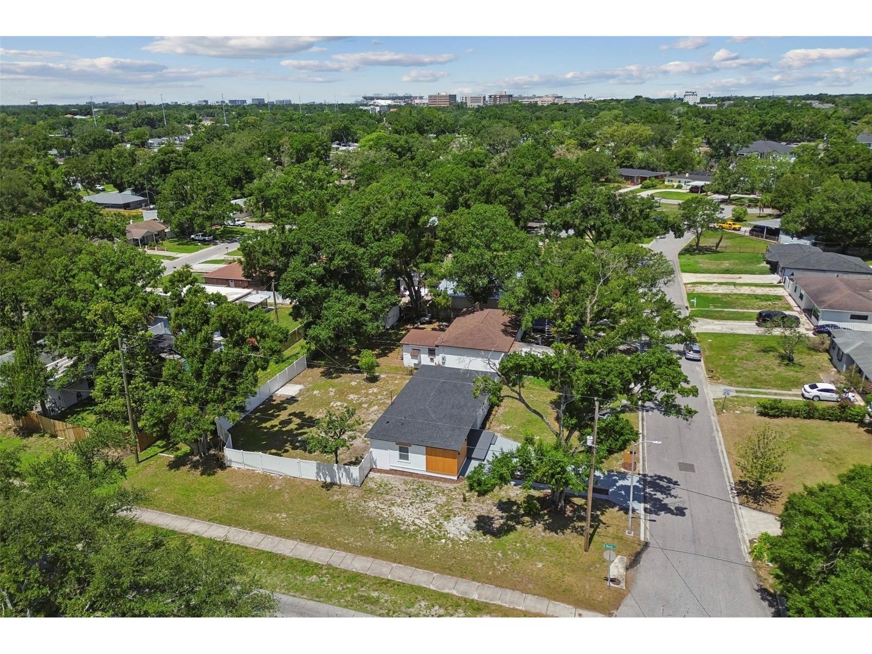 1702 W Johnston Avenue Tampa FL 33603 TB8519029 image53