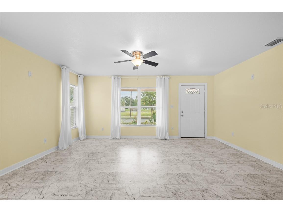 1703 12th Street S Saint Petersburg FL 33705 C7515339 image10