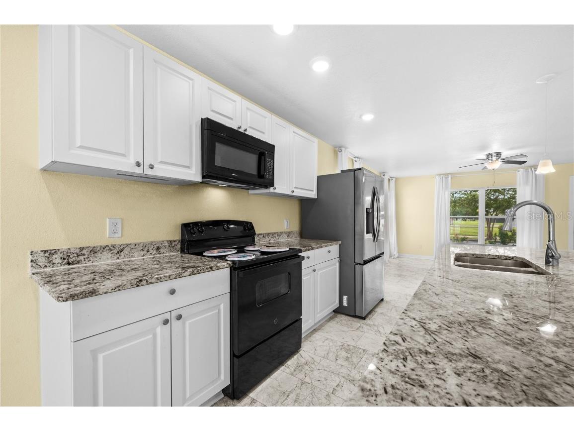 1703 12th Street S Saint Petersburg FL 33705 C7515339 image21