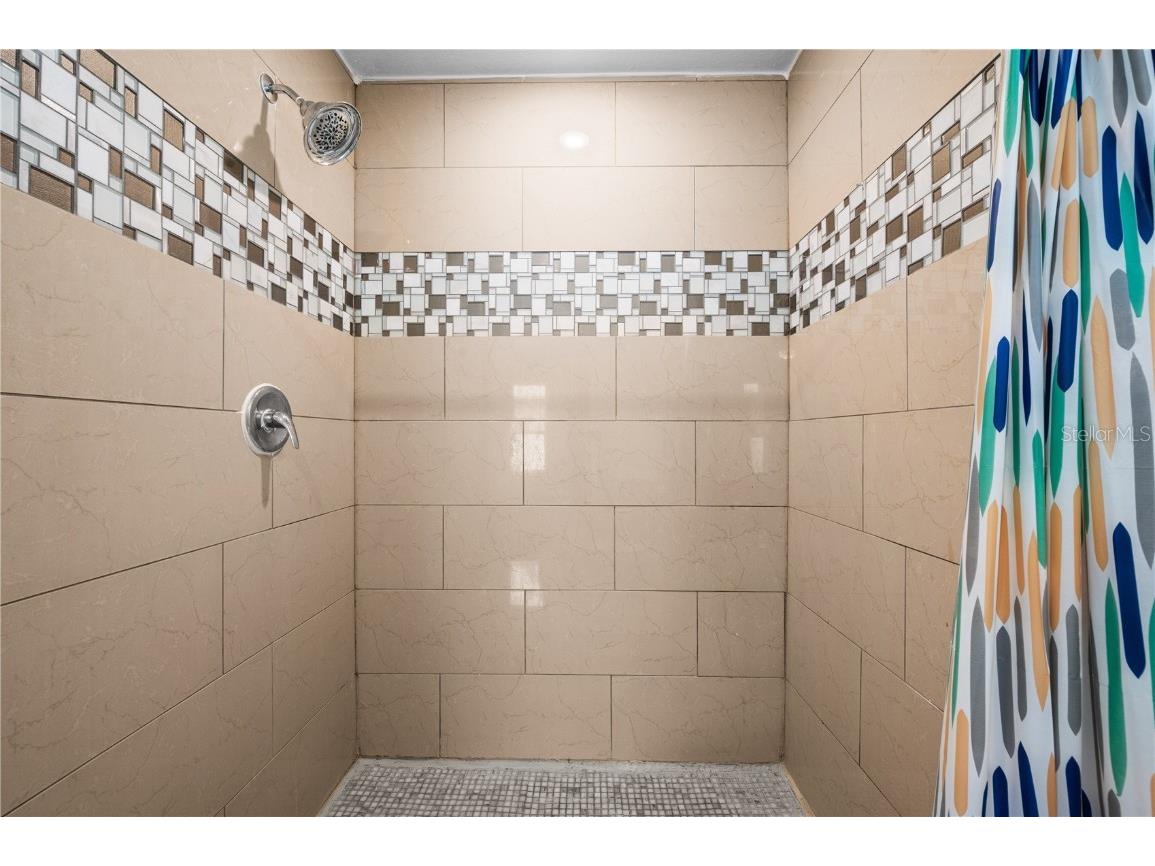 1703 12th Street S Saint Petersburg FL 33705 C7515339 image32