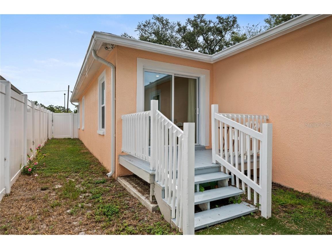 1703 12th Street S Saint Petersburg FL 33705 C7515339 image44