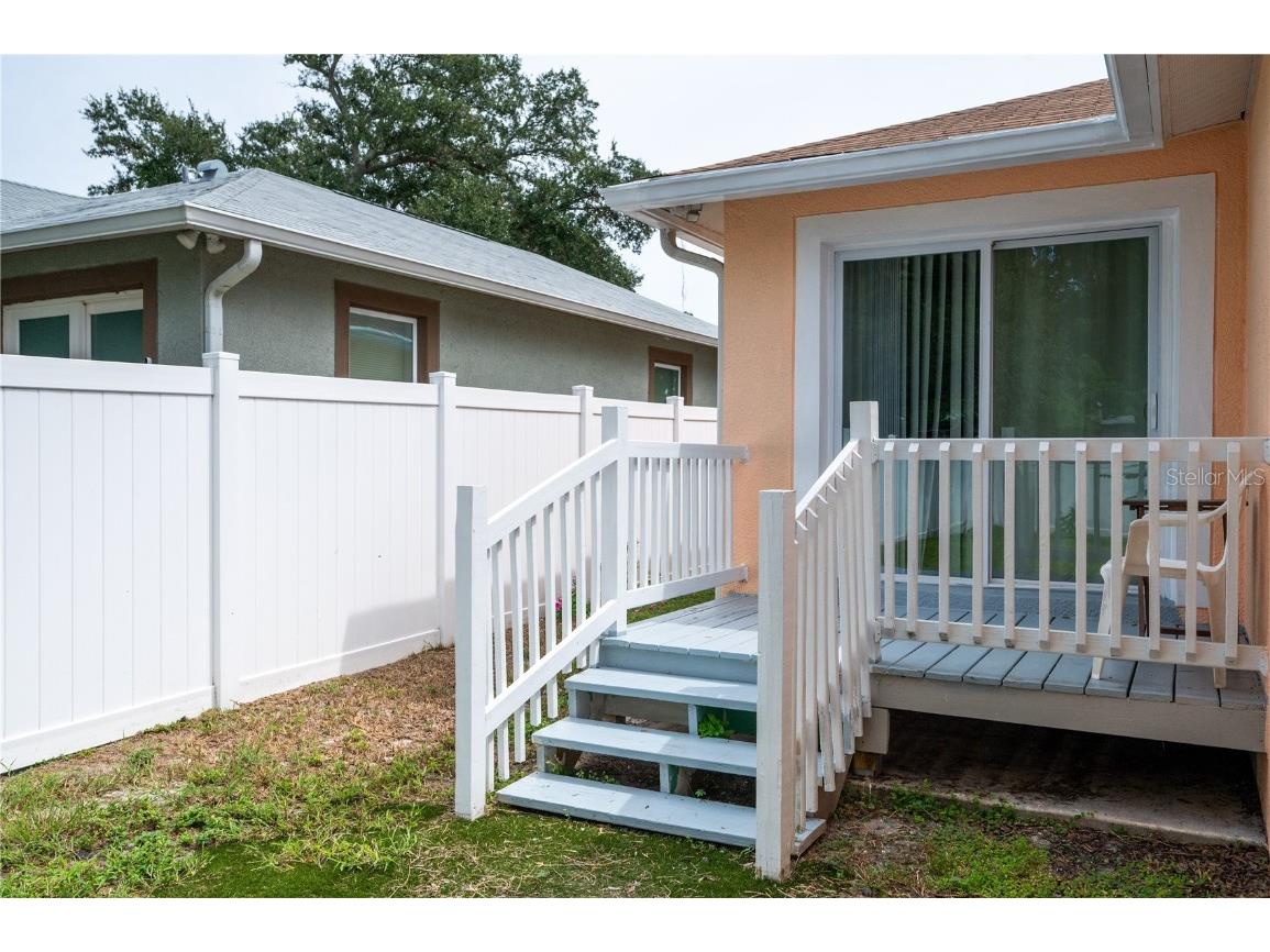 1703 12th Street S Saint Petersburg FL 33705 C7515339 image45