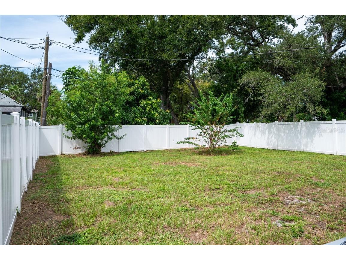 1703 12th Street S Saint Petersburg FL 33705 C7515339 image50