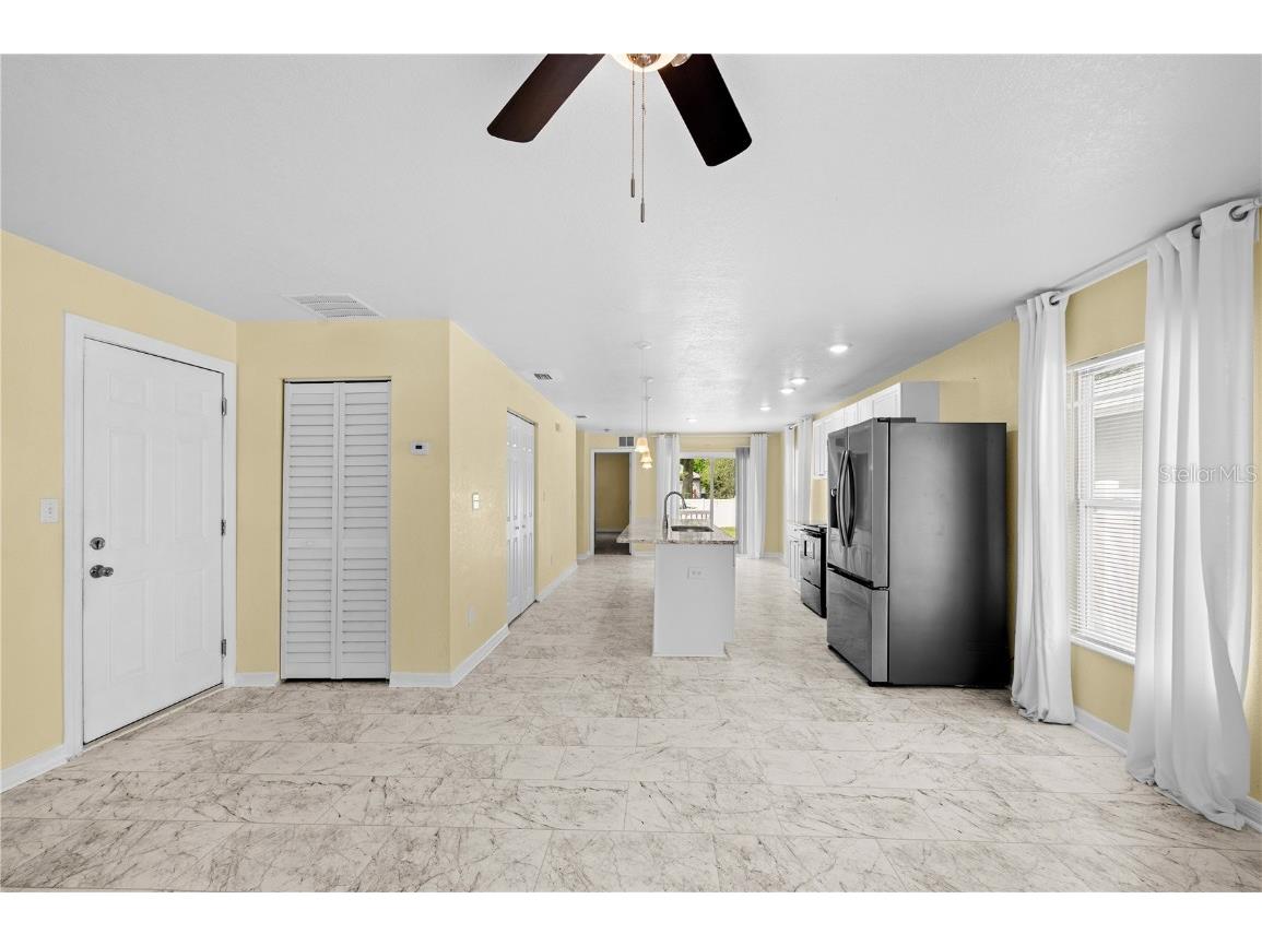 1703 12th Street S Saint Petersburg FL 33705 C7515339 image8