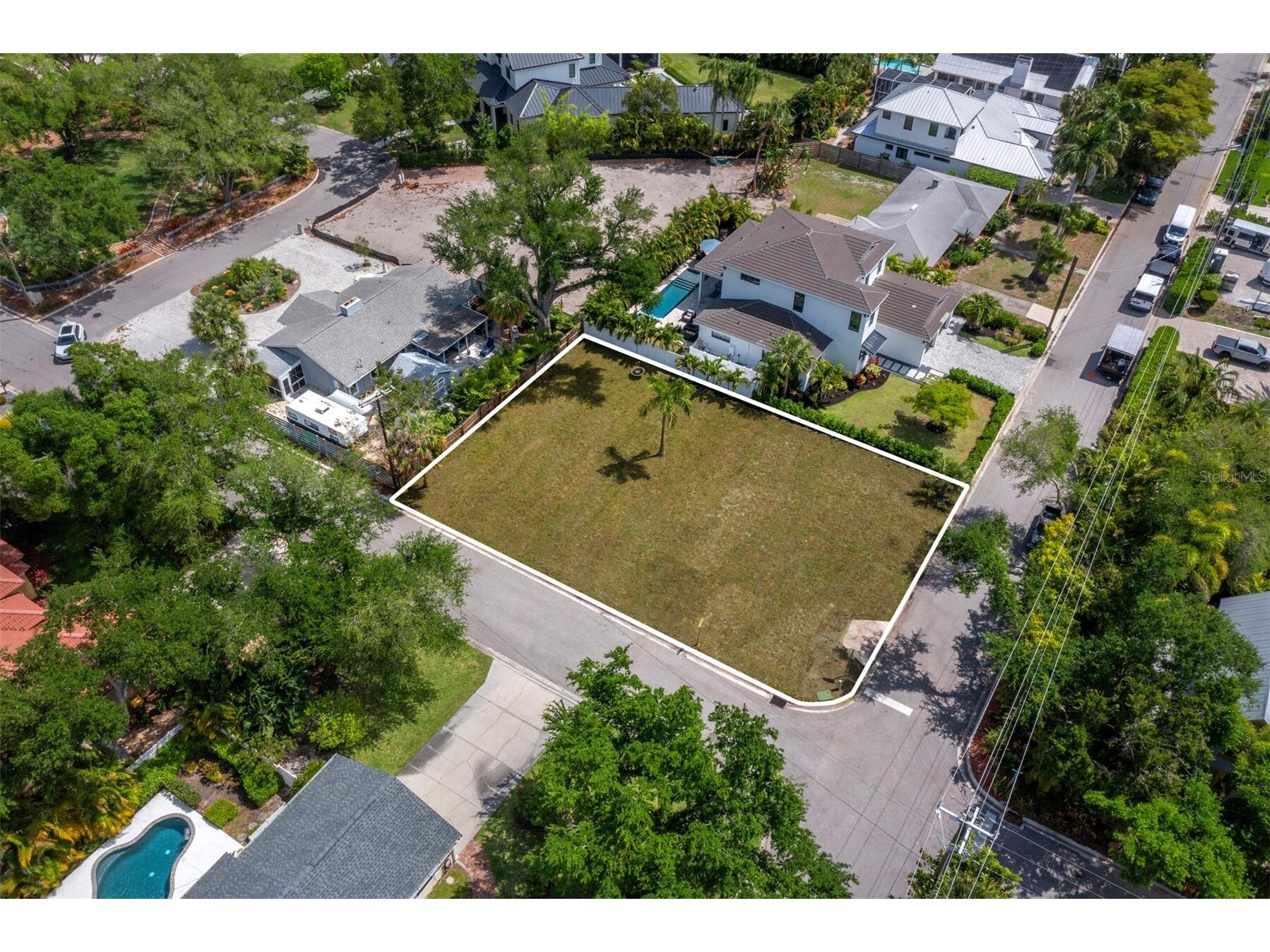 1703 Alta Vista Street Sarasota FL 34236 A4688569 image9