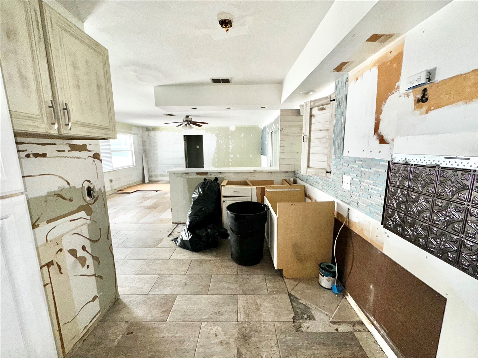 1703 Center Road Terra Ceia FL 34250 TB8514618 image13