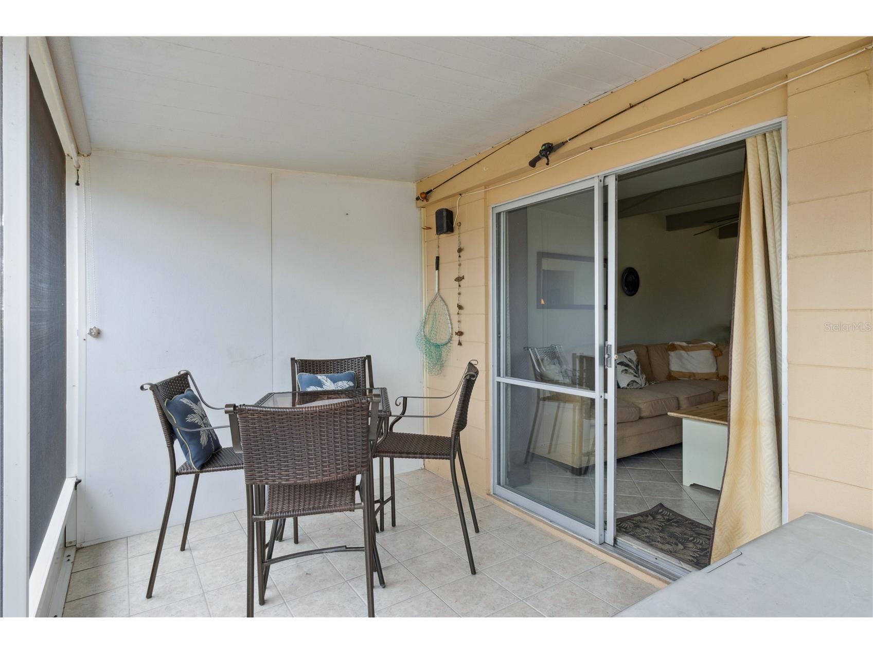1703 Club Circle Lakeshore FL 33854 L4959671 image16