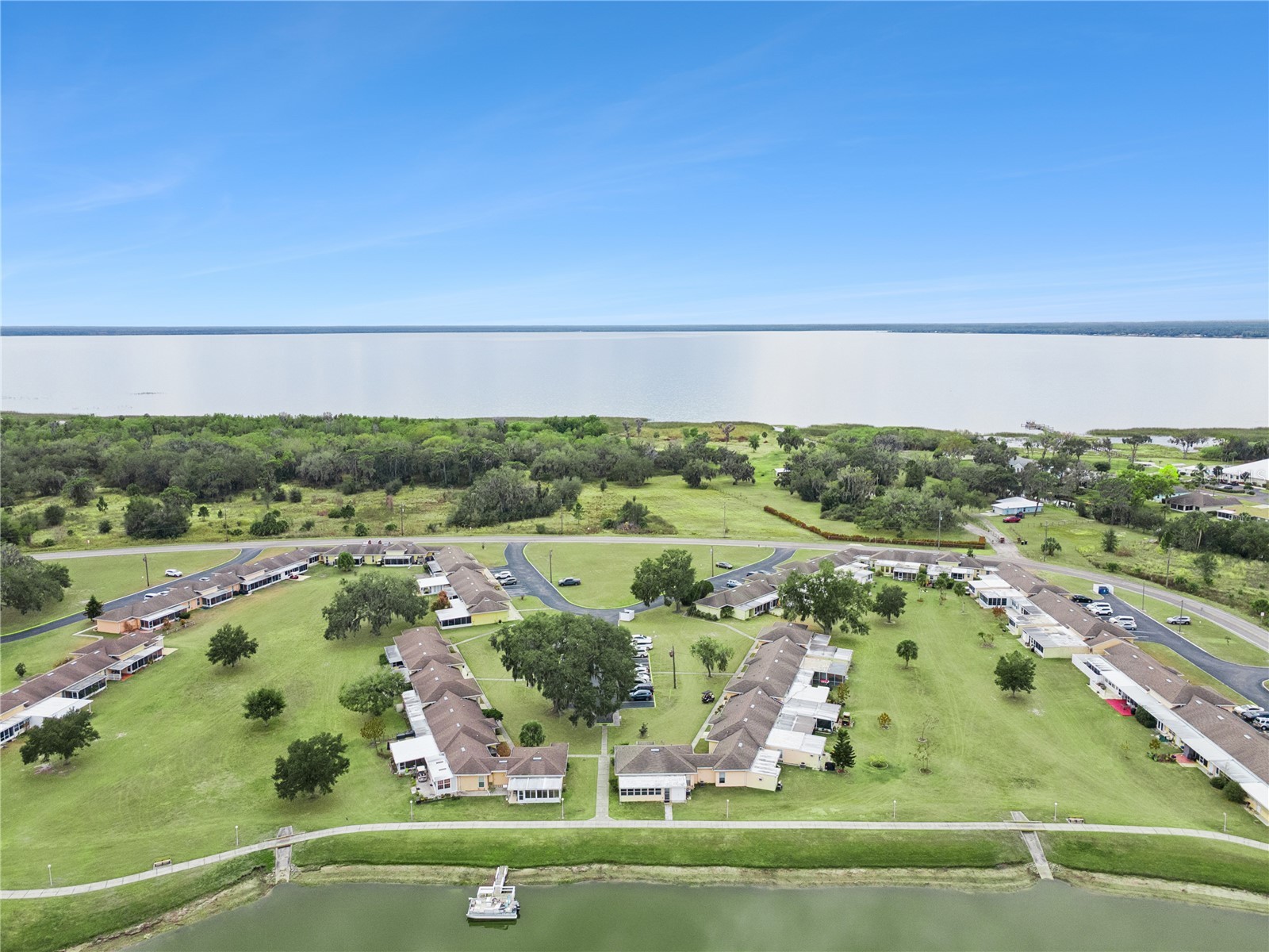 1703 Club Circle Lakeshore FL 33854 L4959671 image50