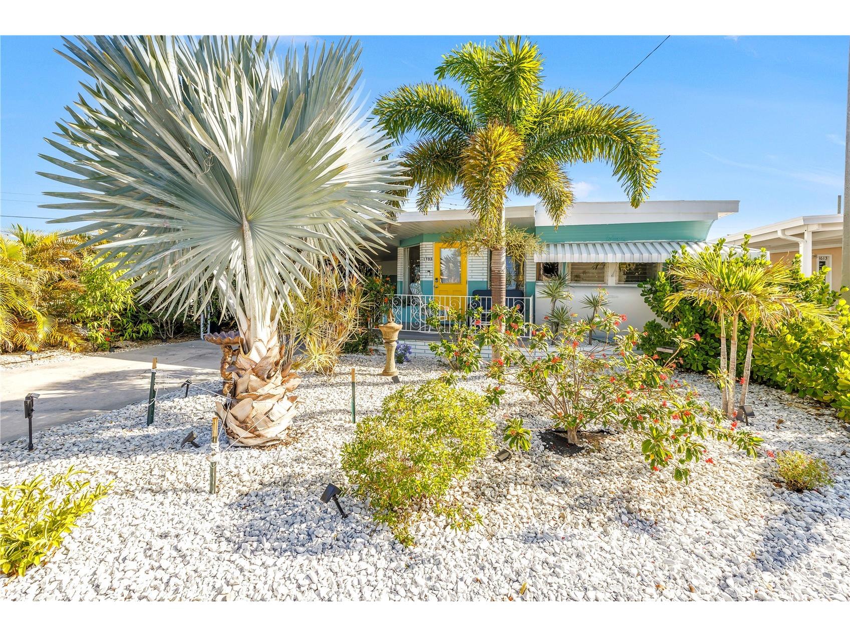1703 Minnesota Avenue Bradenton FL 34207 - SARASOTA BAY A4690251 image1