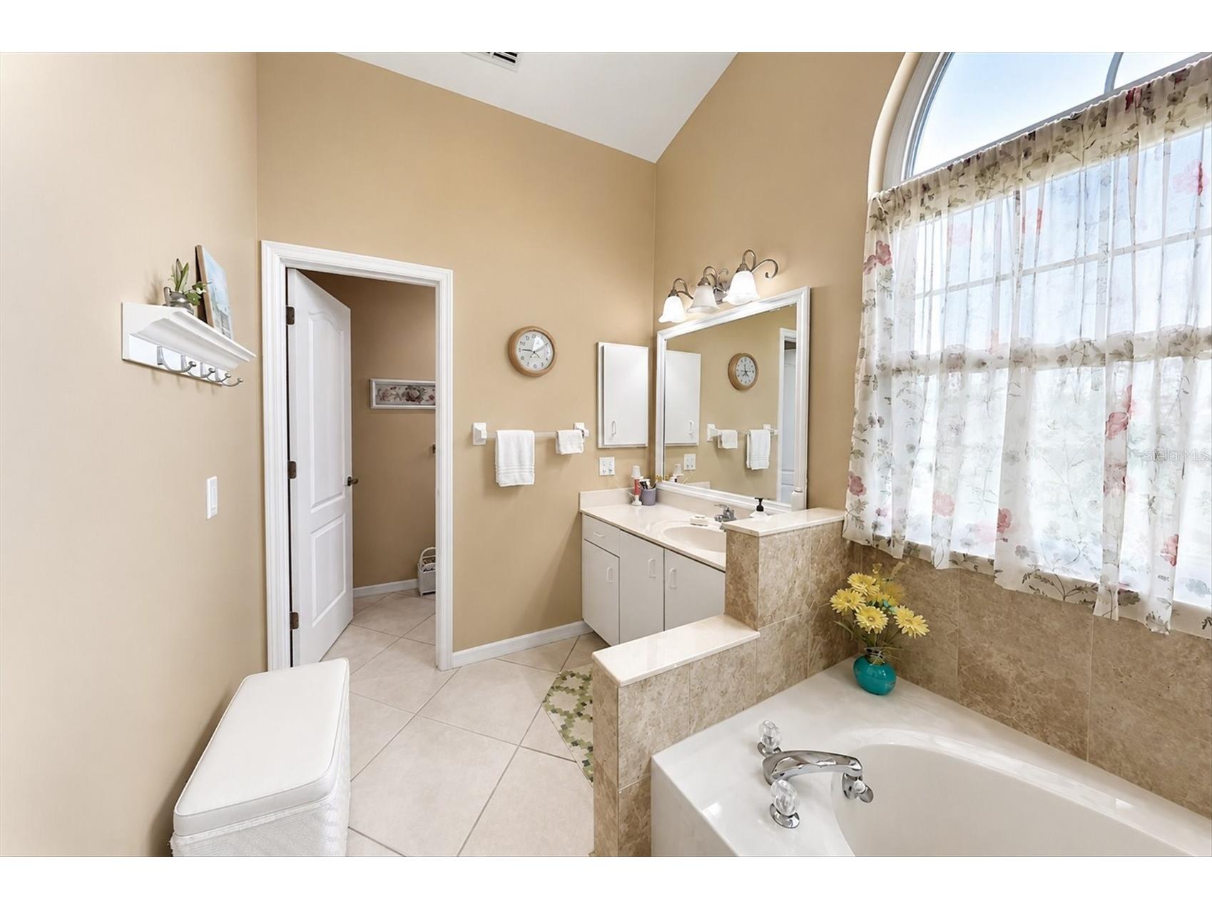 1703 Moon Drive Venice FL 34292 C7527580 image32